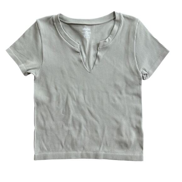 New ELODIE Sage Green Short Sleeve Notch V-Neck Ribbed Stretch Knit Top Sz M / L - Picture 1 of 8